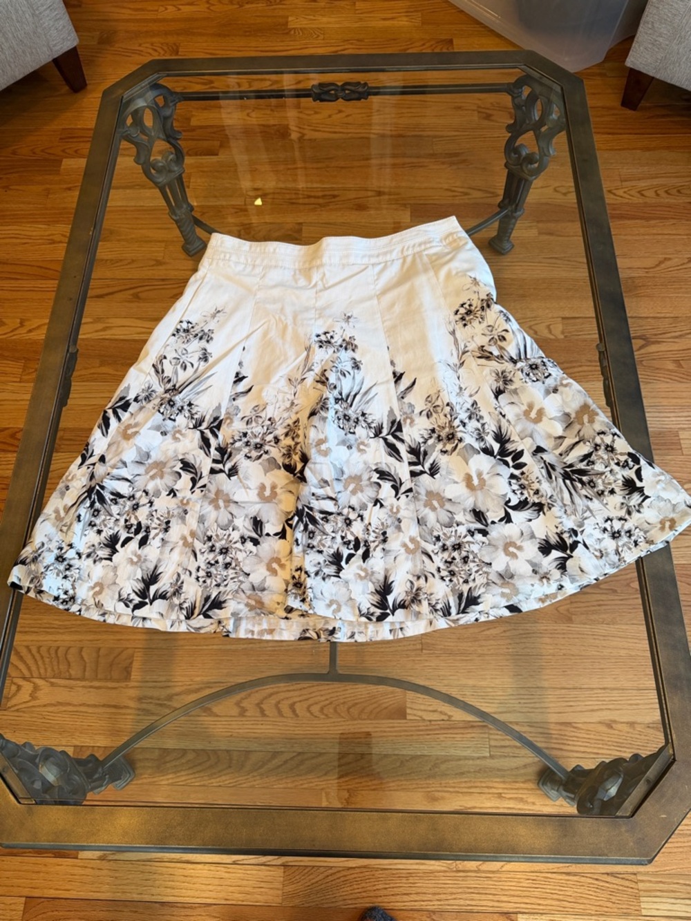 White House Black Market White and Black Floral Circle Skirt
